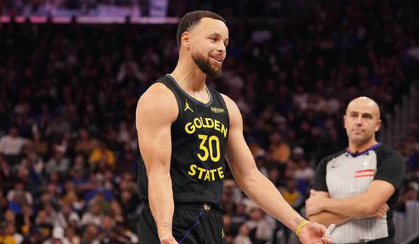 勇士队库里伤情更新:有望对阵<a href=/lanqiu_zbo/timberwolves/ target=_blank class=infotextkey>森林狼</a>复出